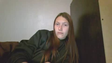 Snapshot of kiti_kitiss chatting on September 24, 2025, 5:38 pm kiti_kitiss online show from September 24, 2025, 5:38 pm