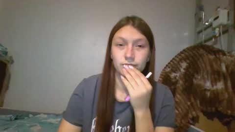 Snapshot of kiti_kitiss chatting on October 16, 2025, 3:35 pm kiti_kitiss online show from October 16, 2025, 3:35 pm