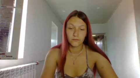 kiti_kitiss online show from August 6, 2026, 9:33 am