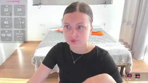 kitkatvel online show from June 26, 2026, 5:34 am