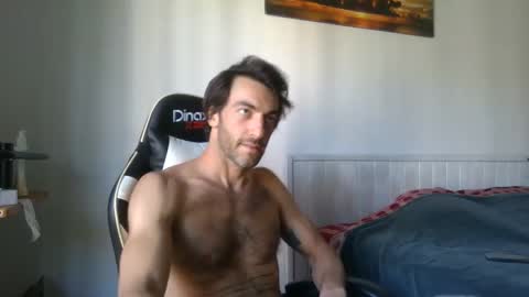 Steve Cocks online show from December 17, 2025, 12:44 pm