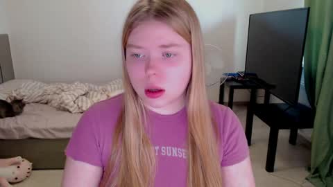 Jennyblonde and Emmabrunette online show from May 29, 2026, 2:04 pm