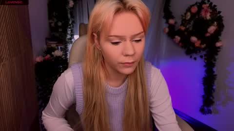 Snapshot of kitten_murray chatting on November 13, 2025, 6:34 am barbara online show from November 13, 2025, 6:34 am