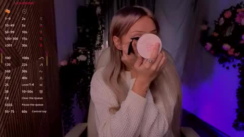 Snapshot of kitten_murray chatting on November 19, 2025, 6:02 am barbara online show from November 19, 2025, 6:02 am