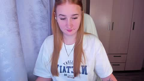 kitten_sun online show from January 20, 2025, 9:24 am