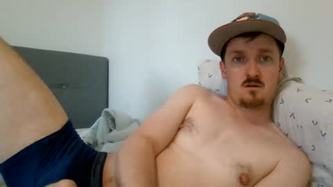 Snapshot of kittenfoxxx chatting on July 13, 2026, 1:36 pm kittenfoxxx online show from July 13, 2026, 1:36 pm