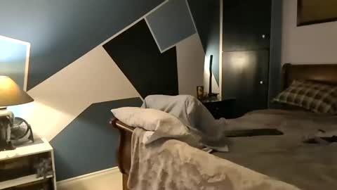 Snapshot of kittenkatch chatting on November 19, 2025, 7:41 am KittenKatch online show from November 19, 2025, 7:41 am