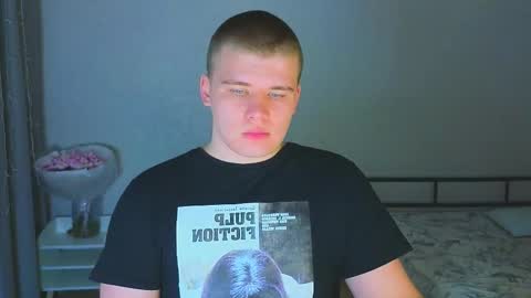 Snapshot of kittenmur chatting on November 2, 2025, 10:23 pm Vlad online show from November 2, 2025, 10:23 pm