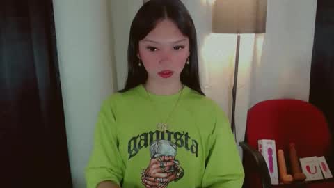 Snapshot of kitteylovesyou chatting on November 11, 2025, 9:04 pm KITTY online show from November 11, 2025, 9:04 pm