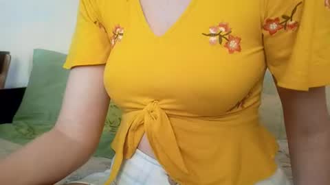 Snapshot of kittie_creme chatting on July 5, 2026, 11:50 am Kittie Creme online show from July 5, 2026, 11:50 am