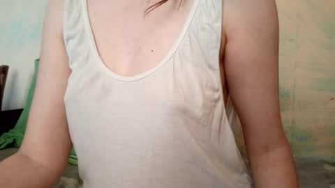 Snapshot of kittie_creme chatting on July 19, 2026, 5:33 am Kittie Creme online show from July 19, 2026, 5:33 am