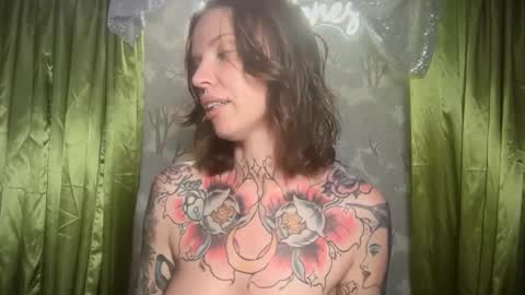 Snapshot of kittjones33 chatting on May 16, 2026, 4:39 pm kittjones33 online show from May 16, 2026, 4:39 pm