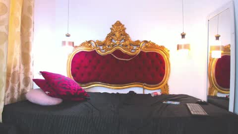 kitty430_ online show from January 22, 2025, 3:07 pm