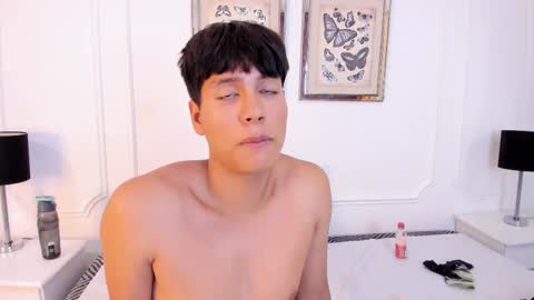 kitty430_ online show from January 28, 2025, 5:56 pm