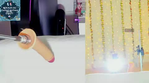 Snapshot of kitty__rosse__ chatting on June 11, 2026, 10:02 am Kitty online show from June 11, 2026, 10:02 am