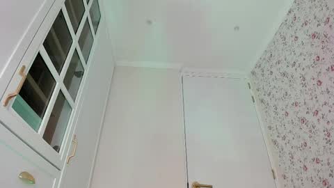 sophie online show from May 5, 2026, 4:04 pm