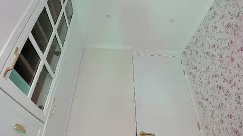 sophie online show from July 13, 2026, 5:49 pm