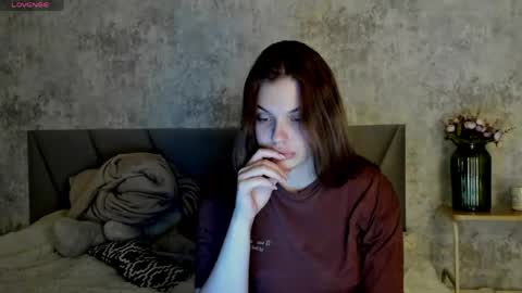 Snapshot of kitty_cathie chatting on April 29, 2026, 5:06 pm Catherine online show from April 29, 2026, 5:06 pm