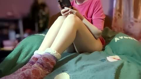 Snapshot of kitty_crystal_ chatting on February 7, 2026, 6:39 am Kitti online show from February 7, 2026, 6:39 am