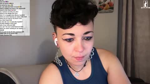 Snapshot of kitty_fitty29 chatting on February 8, 2026, 5:44 am kitty_fitty29 online show from February 8, 2026, 5:44 am