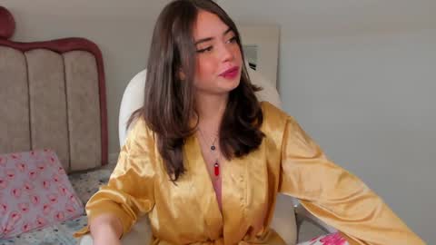 Kitty online show from December 5, 2024, 5:17 pm