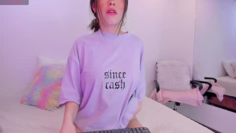 Kitty online show from February 7, 2025, 10:41 pm