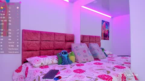 Kitty online show from September 13, 2025, 11:37 pm