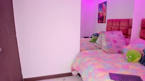 Kitty online show from October 27, 2025, 11:09 pm