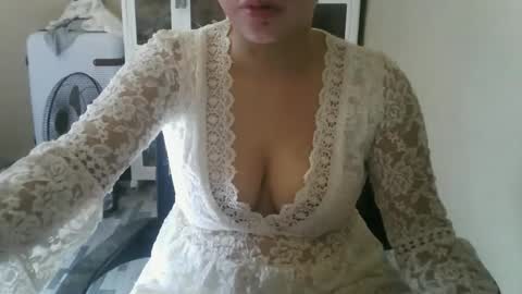 kitty_fussy online show from October 23, 2025, 12:32 am