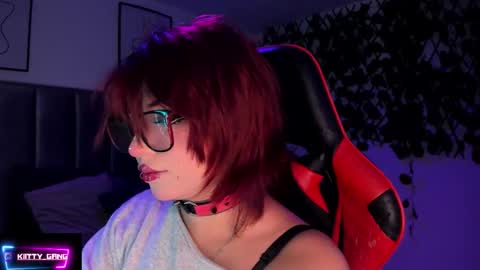 Snapshot of kitty_gang chatting on October 15, 2025, 2:01 am Camila online show from October 15, 2025, 2:01 am