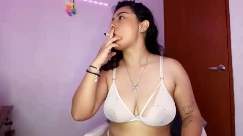 Snapshot of kitty_hottt_ chatting on June 3, 2026, 11:10 pm giss online show from June 3, 2026, 11:10 pm
