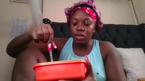 kitty_kerry online show from December 19, 2025, 10:55 am