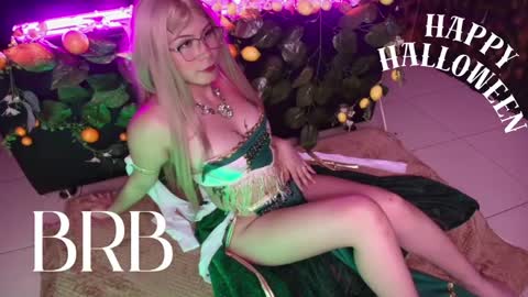 Kitty online show from May 7, 2026, 2:39 am