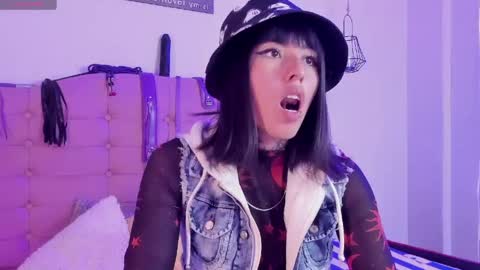 Snapshot of kitty_matias_ls chatting on February 23, 2026, 8:50 pm kitty_matias_ls online show from February 23, 2026, 8:50 pm