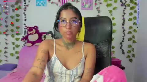Kitty online show from June 22, 2026, 3:25 am