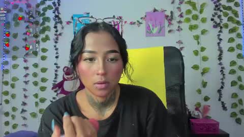 Kitty online show from June 23, 2026, 1:36 am