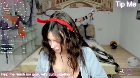 Snapshot of kitty_shenson chatting on October 31, 2025, 1:23 pm Kate online show from October 31, 2025, 1:23 pm