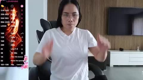 kittybabe0528 online show from June 3, 2026, 7:22 am