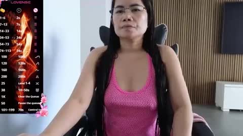 kittybabe0528 online show from June 5, 2026, 9:37 am