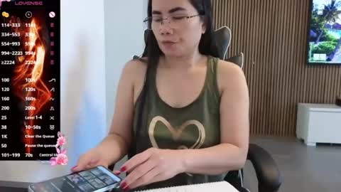 kittybabe0528 online show from August 3, 2026, 7:07 am