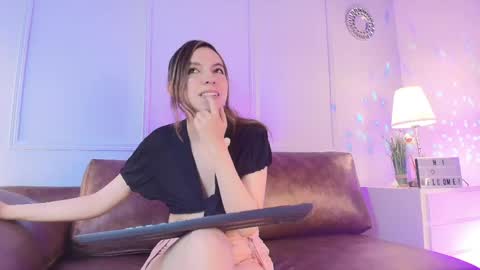 Snapshot of kittybloom_ chatting on April 17, 2026, 1:58 pm Kitty online show from April 17, 2026, 1:58 pm