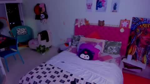 Snapshot of kittychannel_ chatting on December 14, 2025, 4:18 am KittyChanel online show from December 14, 2025, 4:18 am