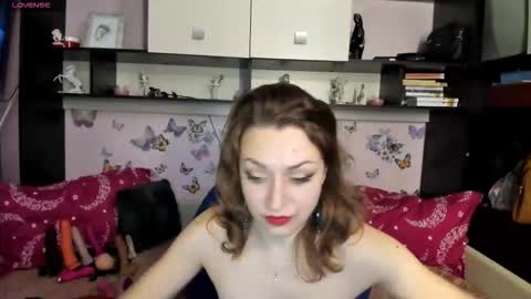 Sandra online show from November 9, 2025, 7:28 am