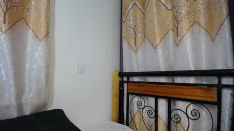 Snapshot of kittyfay_ chatting on January 11, 2026, 7:52 pm Fay online show from January 11, 2026, 7:52 pm