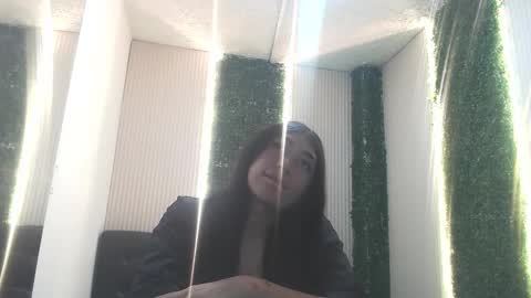 Snapshot of kittyfox07 chatting on March 22, 2026, 6:33 pm Kitty online show from March 22, 2026, 6:33 pm