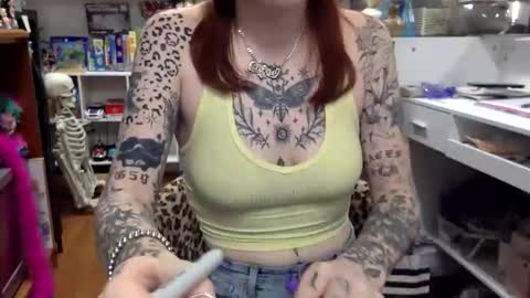 kittykatcoco online show from October 24, 2025, 8:49 pm