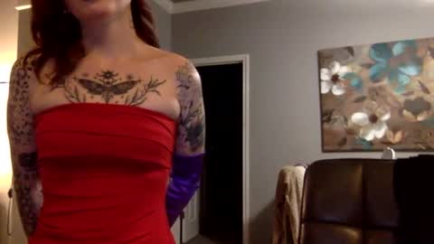 kittykatcoco online show from November 1, 2025, 8:38 am