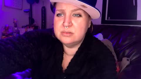 Bella Blue BBW online show from December 31, 2024, 3:01 am