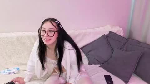 Snapshot of kittykitasss chatting on May 6, 2026, 2:33 pm wasabi online show from May 6, 2026, 2:33 pm