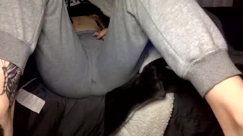 Snapshot of kittysub6969 chatting on December 17, 2025, 12:49 am Kitty Sub online show from December 17, 2025, 12:49 am